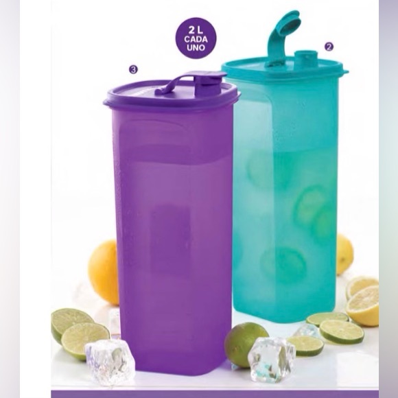 Tupperware Slim Line Pitcher 2 Quart / 2 Liter Set of 2 - Picture 4 of 5
